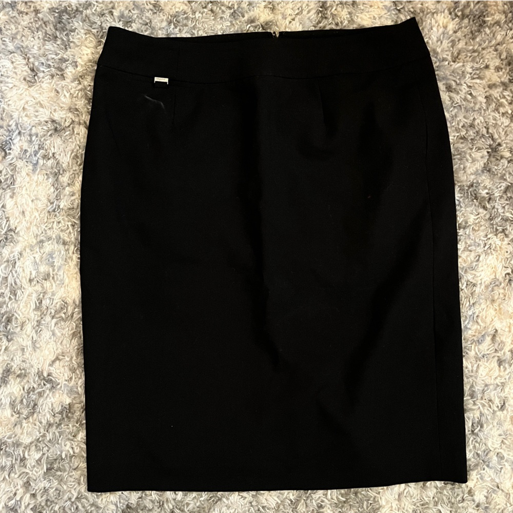 Calvin Klein Women’s black Pencil Skirt size 10